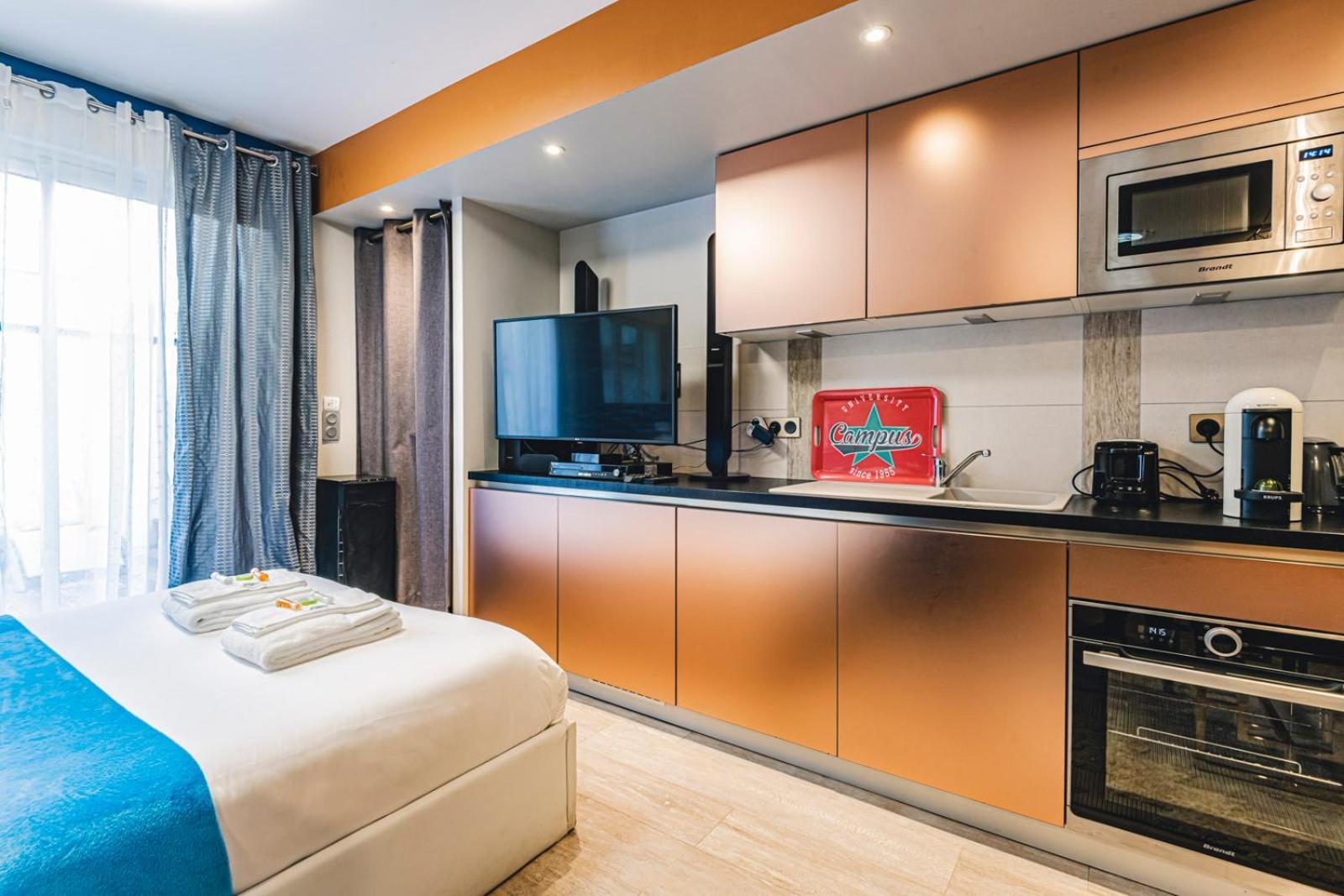 Mv Suite & Spa Reims Rum bild