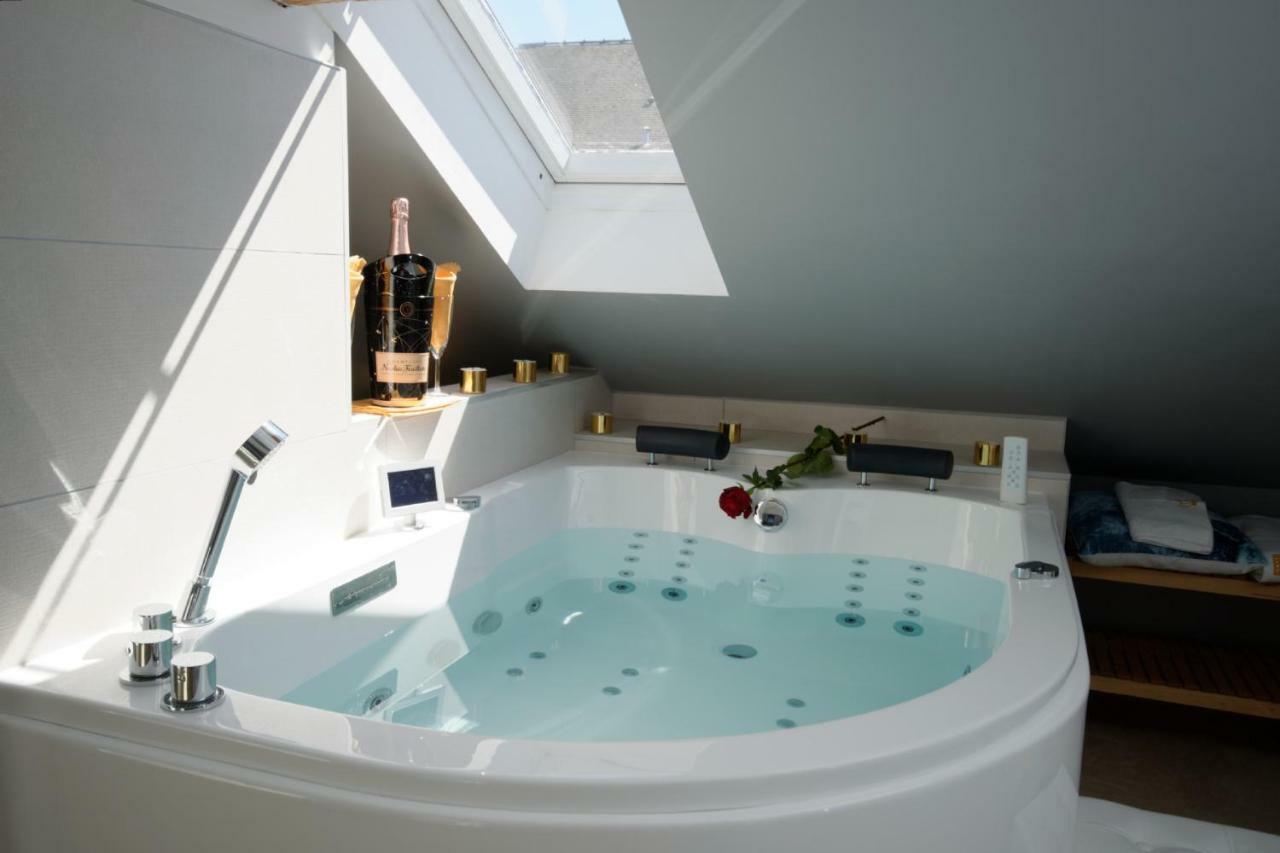 Mv Suite & Spa Reims Exteriör bild
